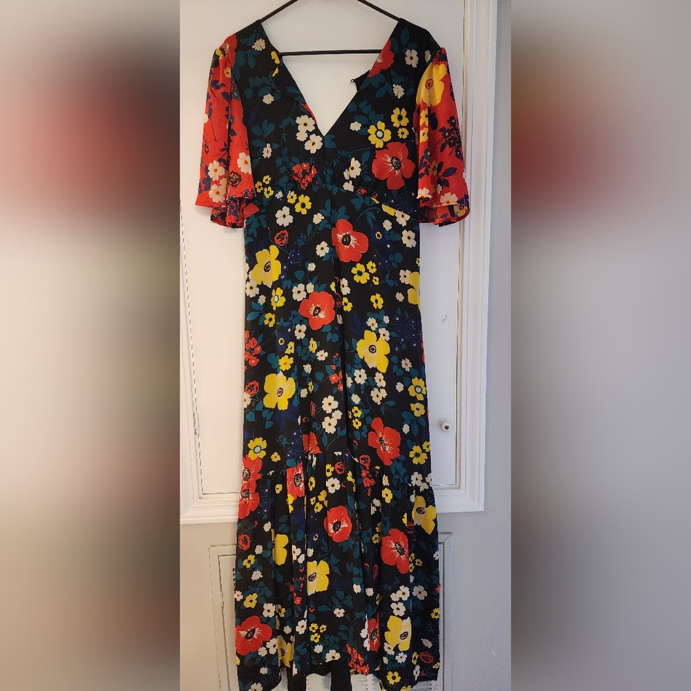 Twisted Wunder Dress